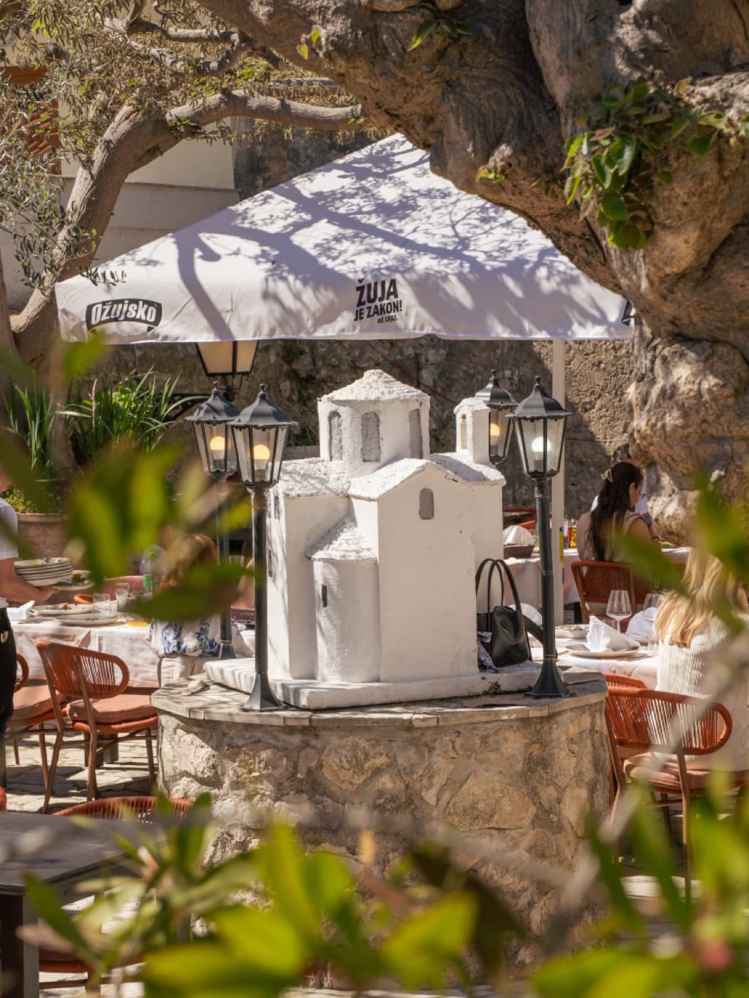 Atmosphere at Bepo Restaurant Konoba Nin